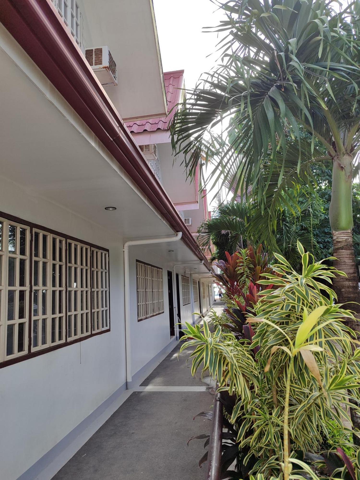 Castle Rock Boracay Aparthotel Yapak Kültér fotó