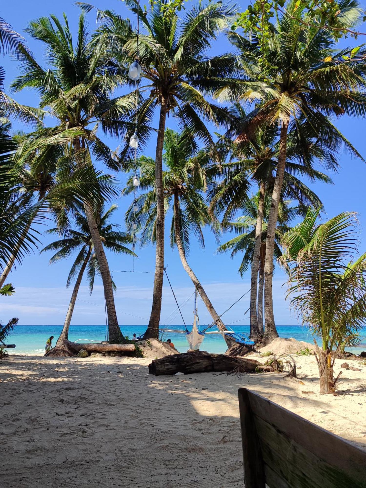 Castle Rock Boracay Aparthotel Yapak Kültér fotó