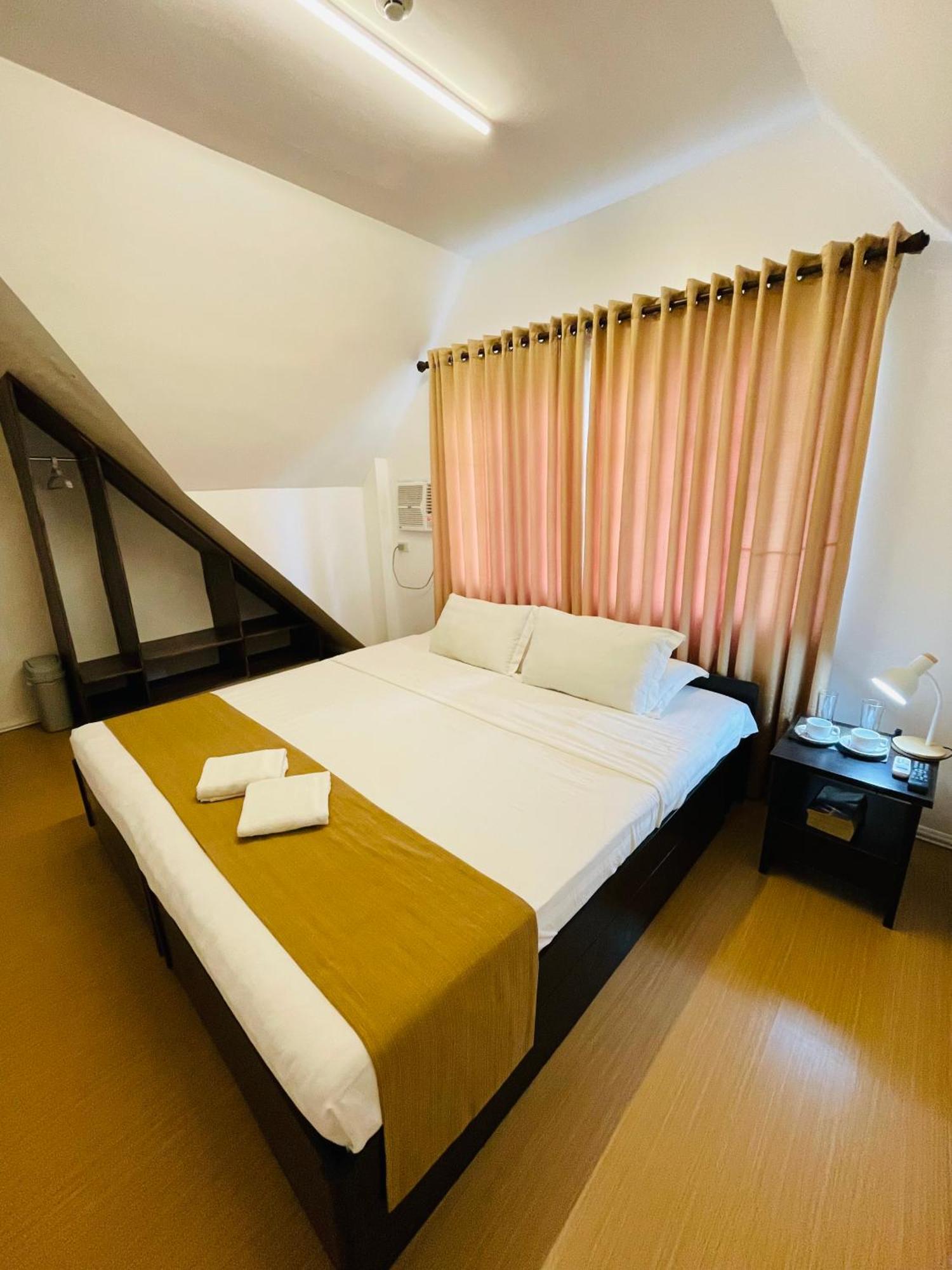 Castle Rock Boracay Aparthotel Yapak Kültér fotó